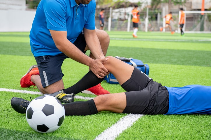 Sports Injury In Delhi By Axis Clinics